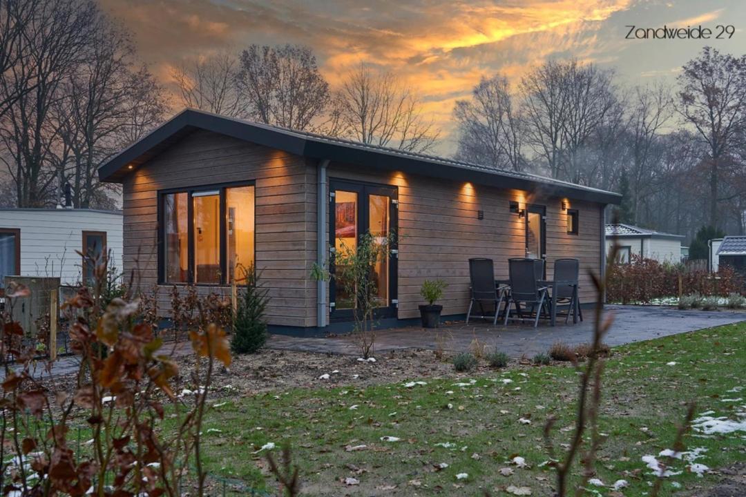 Camping De Vinkenkamp Lieren Eksteriør bilde